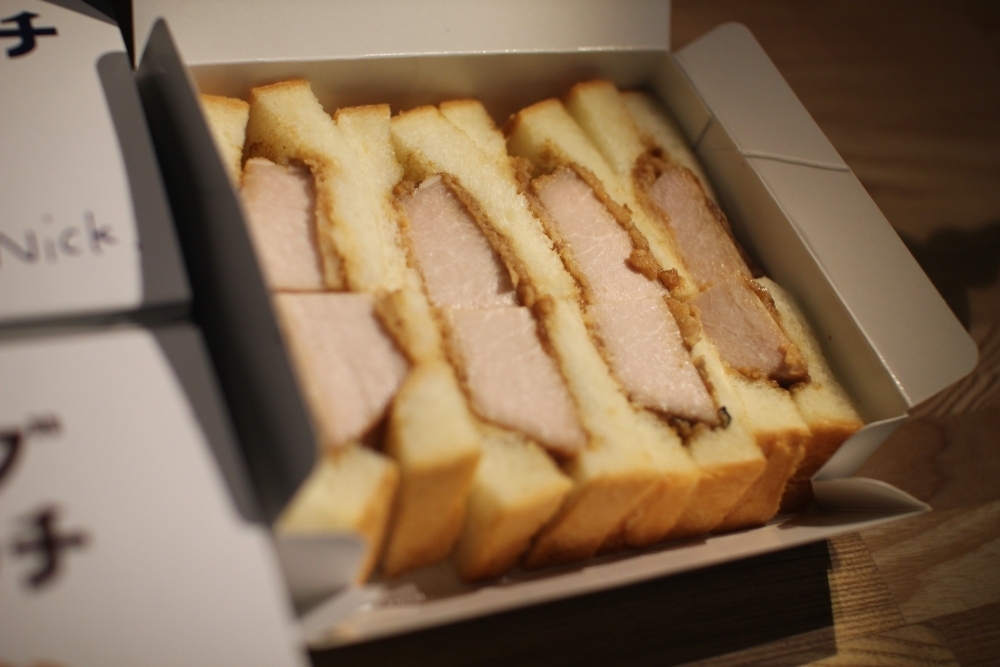 meatshopNick-roastpork-cutlet-sandwich-08.JPG