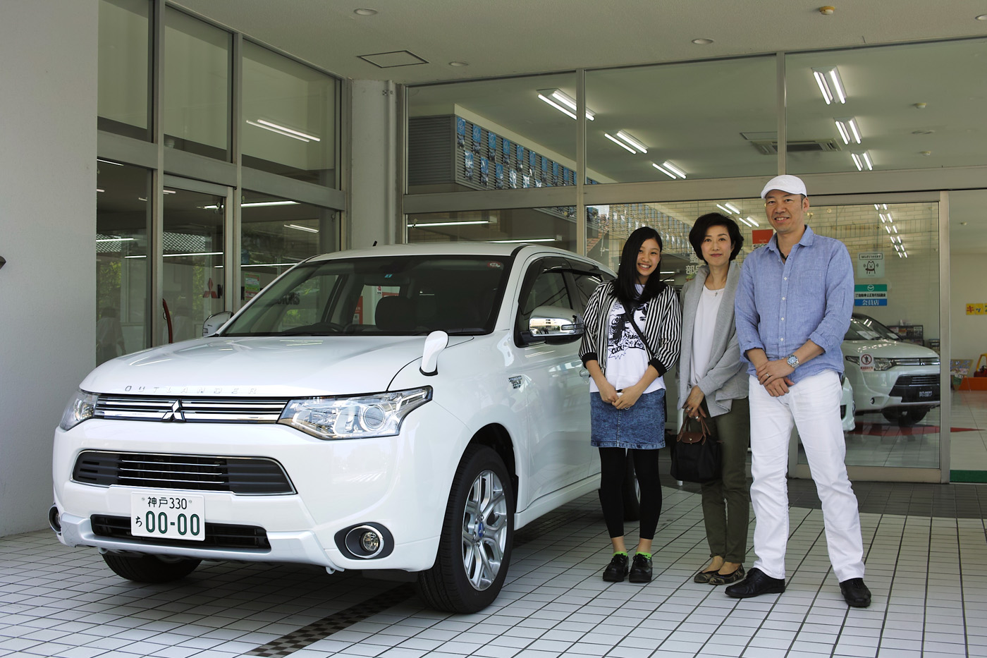 http://www.hyogo-mitsubishi.com/shop/nishinomiya/files/1400SDIM0552.jpg