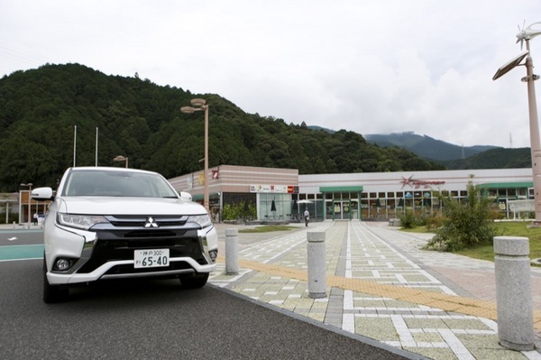 0074phev_shintomei_neopasa-shizuoka.JPG