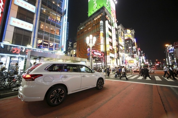 0128phev_shinjuku_kabukicho.JPG