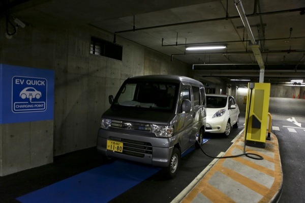 0209phev_ebisu-gardenplace.JPG