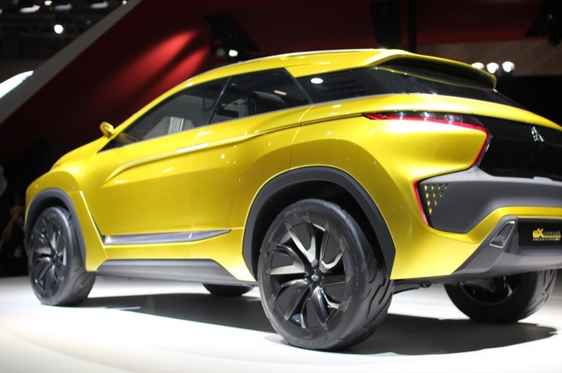 mitsubishi-ex-concept_06.JPG