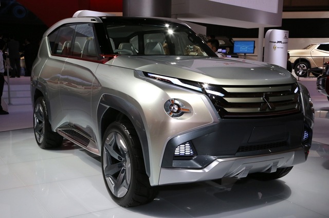 2013MITSUBISHIConceptGC-PHEV.jpg