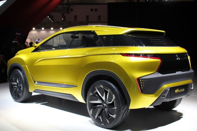 2015mitsubishi-motors_eXconcept.JPG