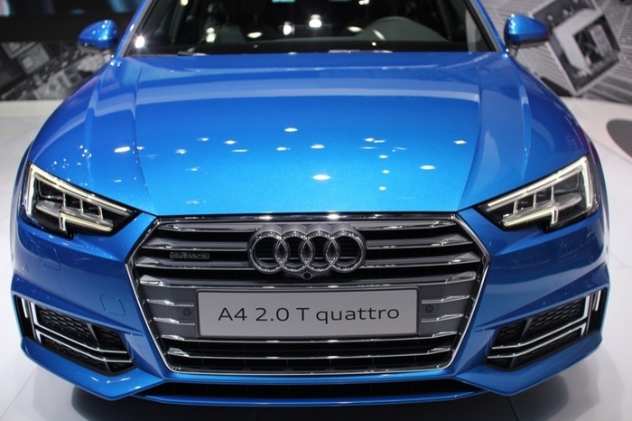 AUDI_A4-2.0-T-quattro.JPG