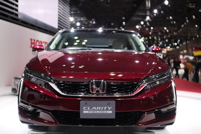 HONDA_CLARITY.JPG