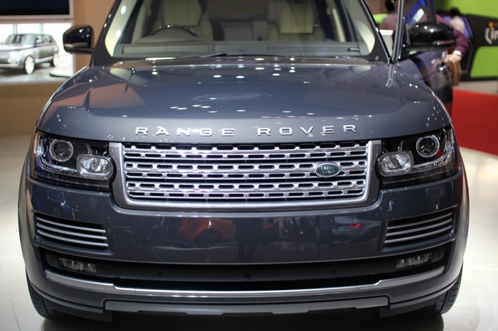 LANDROVER_RANGEROVER2.JPG