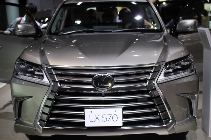 LEXUS_LX570.JPG