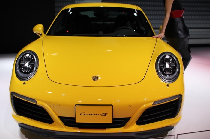 Porsche_carrera4s.JPG