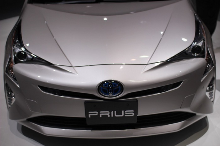 TOYOTA_PRIUS2.JPG