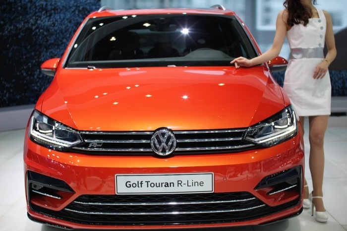 VW_Golf Touran R-Line.JPG