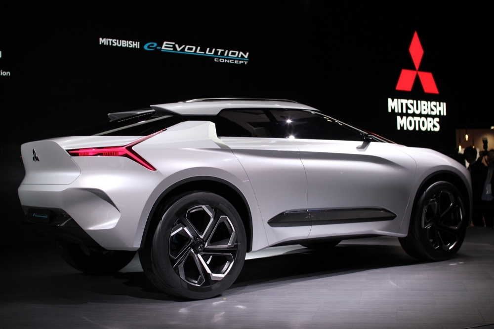 MITSUBISHI-E-evolution-concept.JPG