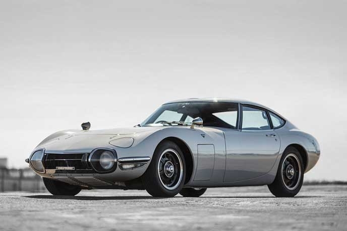 TOYOTA_2000GT.jpg