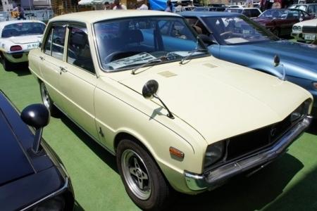 2_MAZDA_Familia_RotaryCoupe_RW.jpg