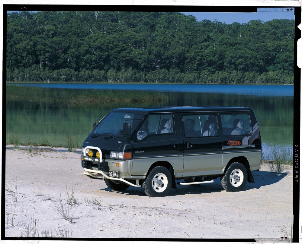 3.delica_star_wagonND_1.jpg