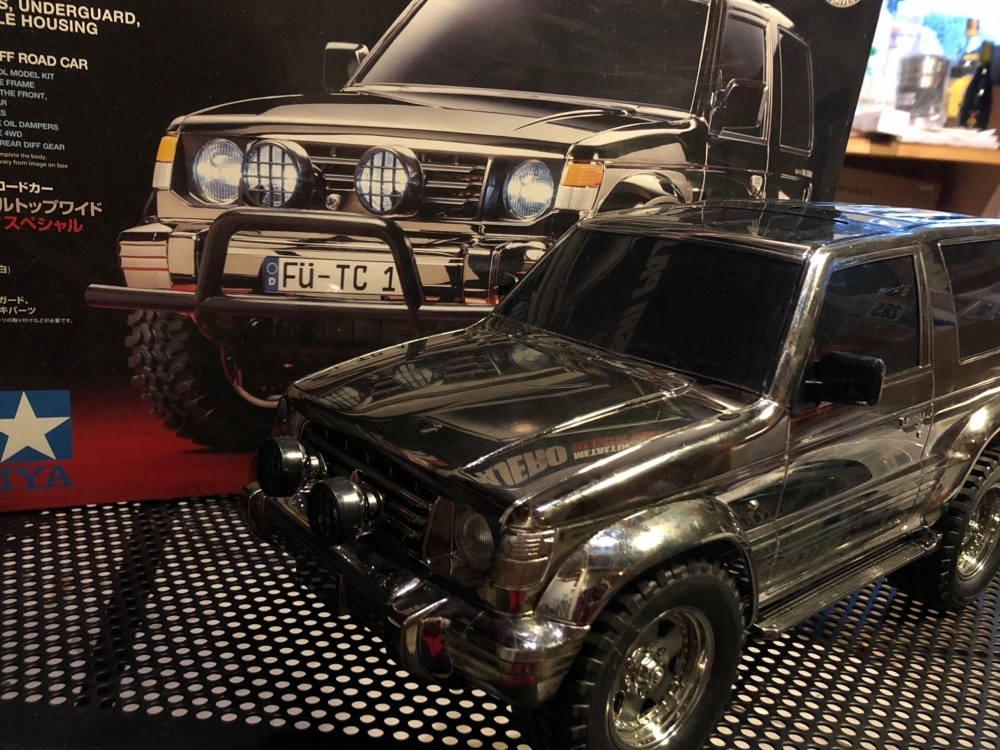 radio-controlled-car_pajero_#4_no.01.JPG