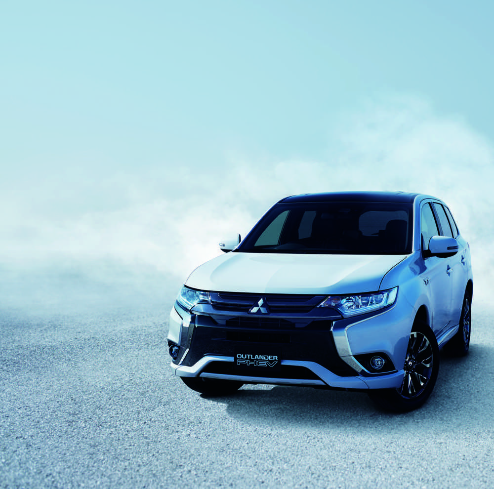 https://www.hyogo-mitsubishi.com/files/1702-PHEV-1-1.jpg