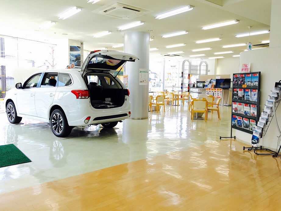 https://www.hyogo-mitsubishi.com/shop/amagasaki/files/IMG_0483.jpg