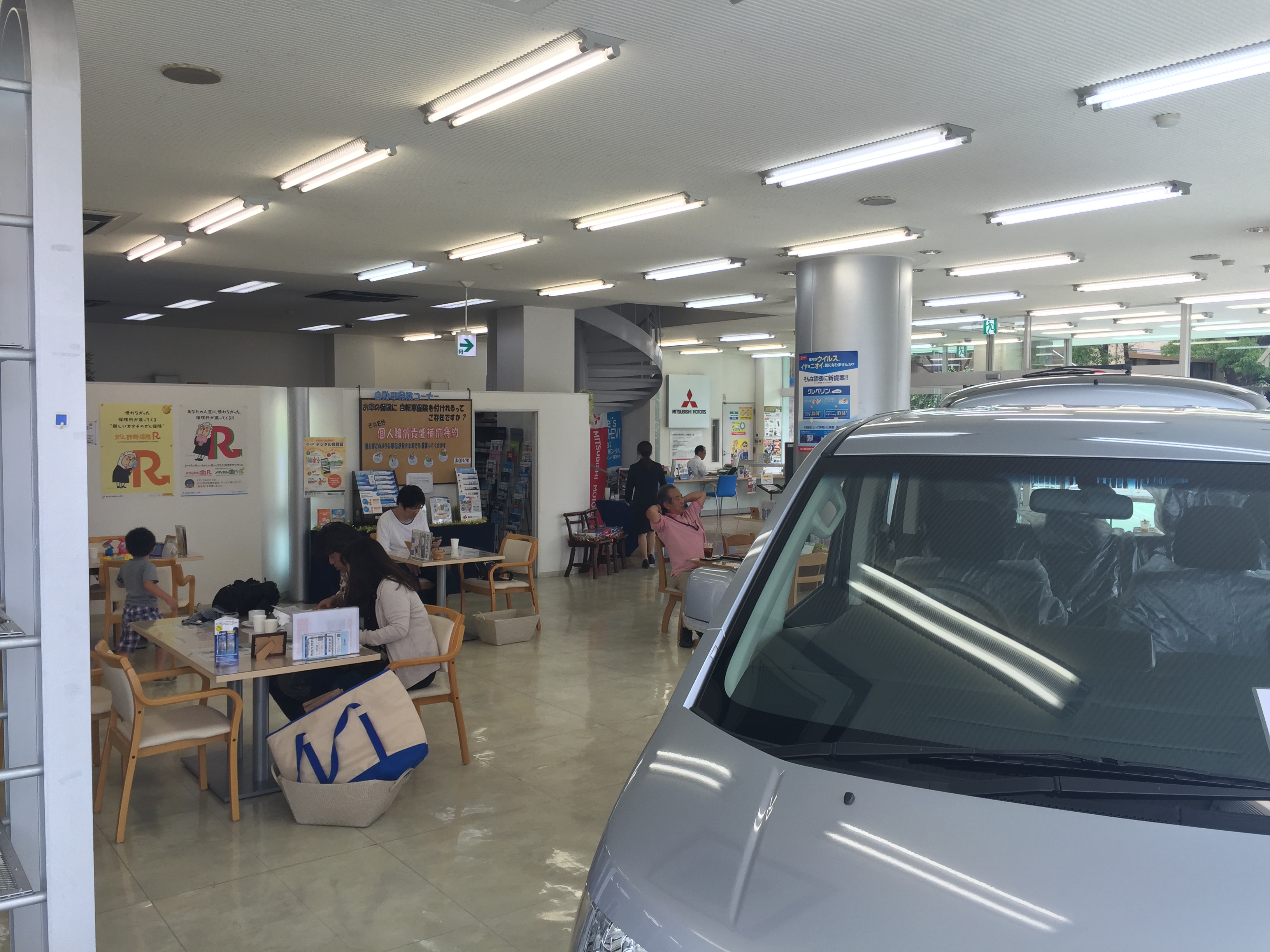 https://www.hyogo-mitsubishi.com/shop/amagasaki/files/IMG_2306.JPG