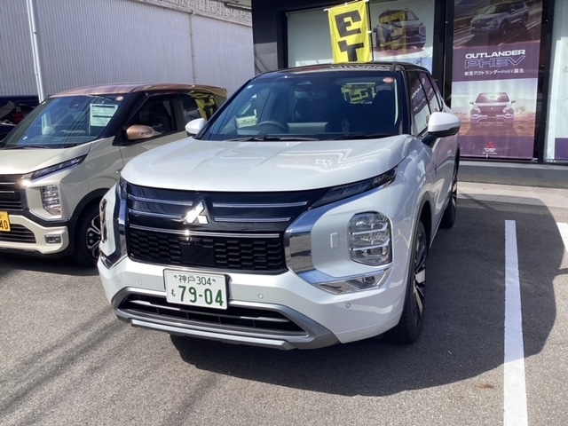 新型アウトランダーＰＨＥＶ.jpg