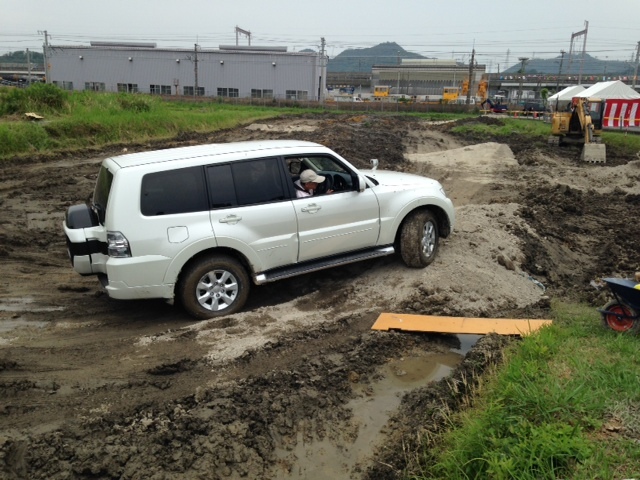 pajero5.JPG