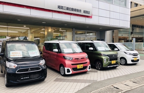 軽並んだよ.jpg