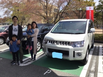 5新車納車写真_LI.jpg