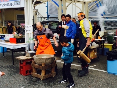 餅つき子ども.JPG