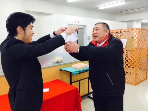 抽選鎌田店長にこにこ.JPG