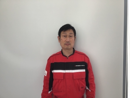 三木さん 中古車スタッフ.jpg