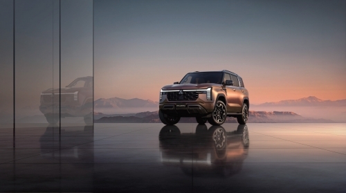 NEW PAJERO_Fr.jpg